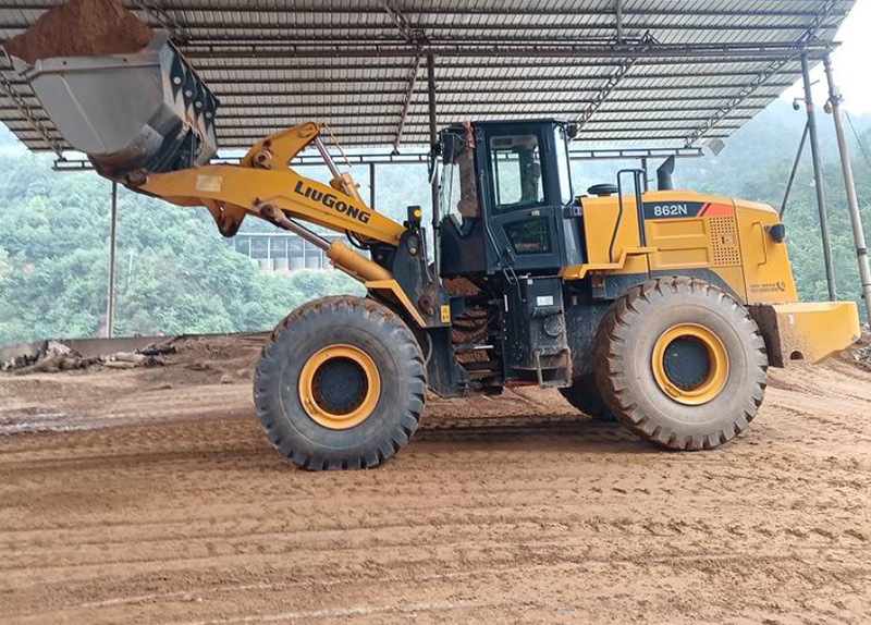 【Ulasan Custormer】 Cummins di tempat kerja dengan saya-efisiensi raja: Liugong 862n loader